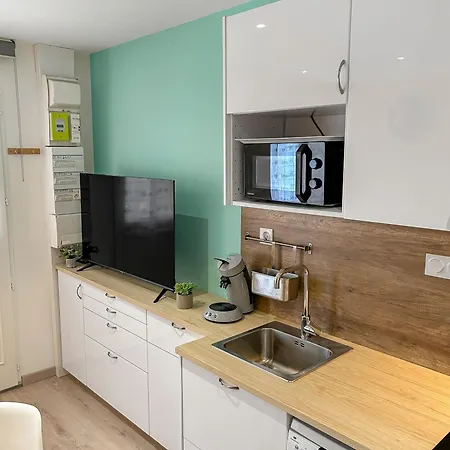 L'Atypique Hyper Centre Wifi Et Netflix Gratuit Apartment Mayenne Exterior photo
